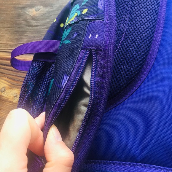 High Sierra Backpack - Picture 3 of 12